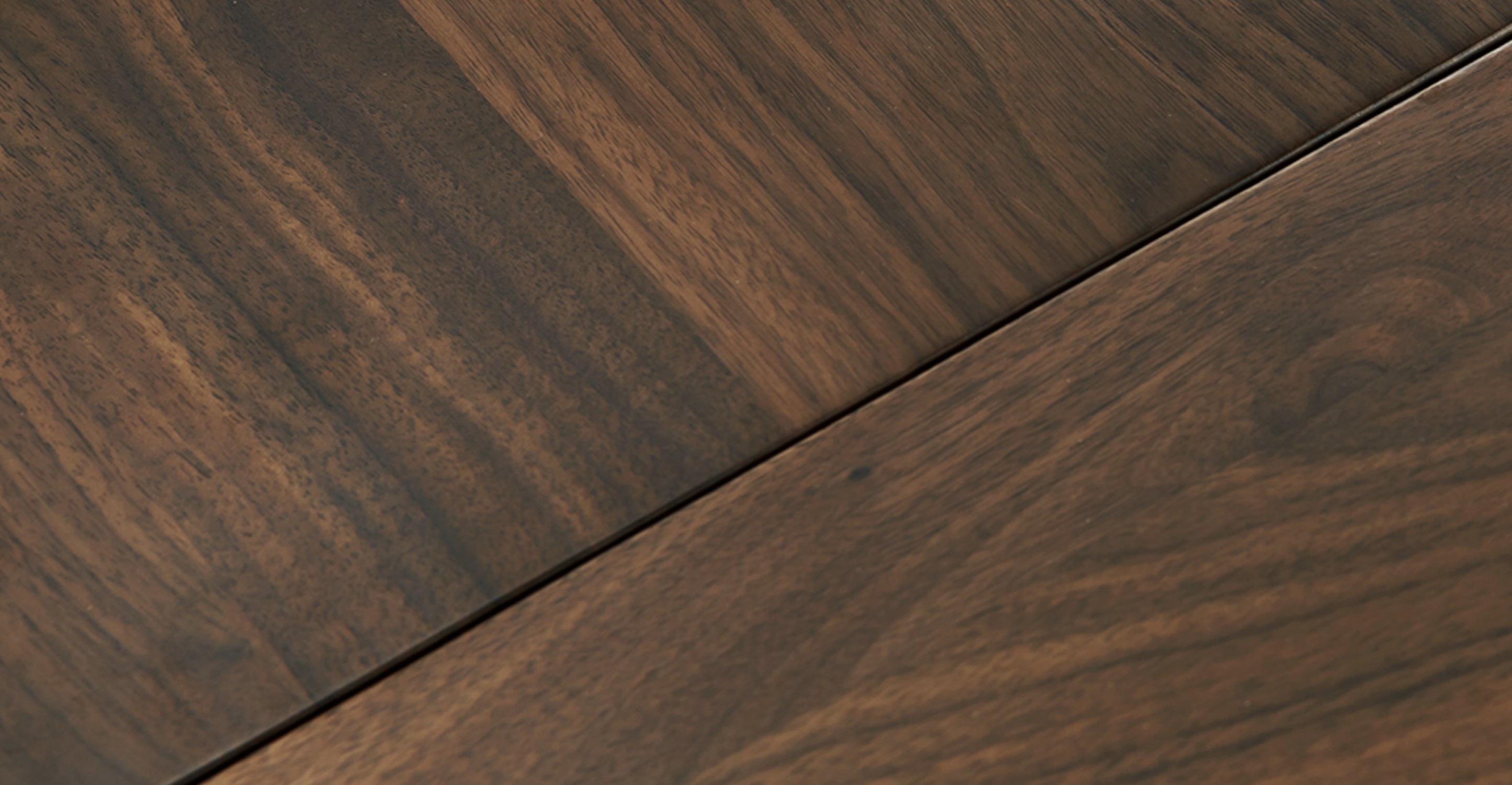 Cleo Extension Dining Table  (71"-110")